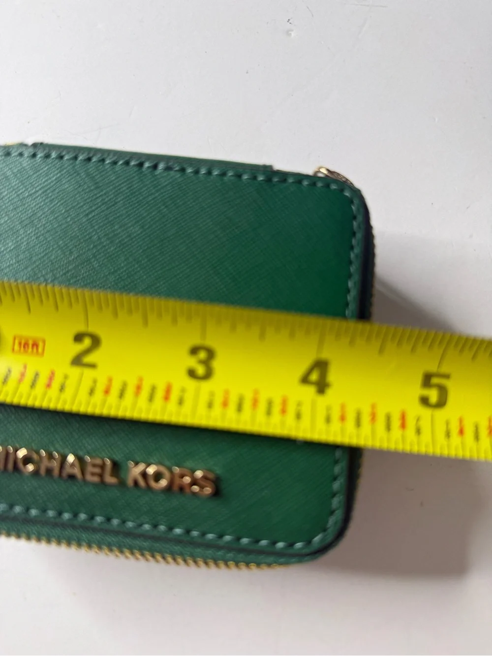 Michael Kors Emerald Saffiano Zip Jewely box